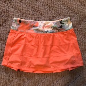 Lululemon skirt size 4